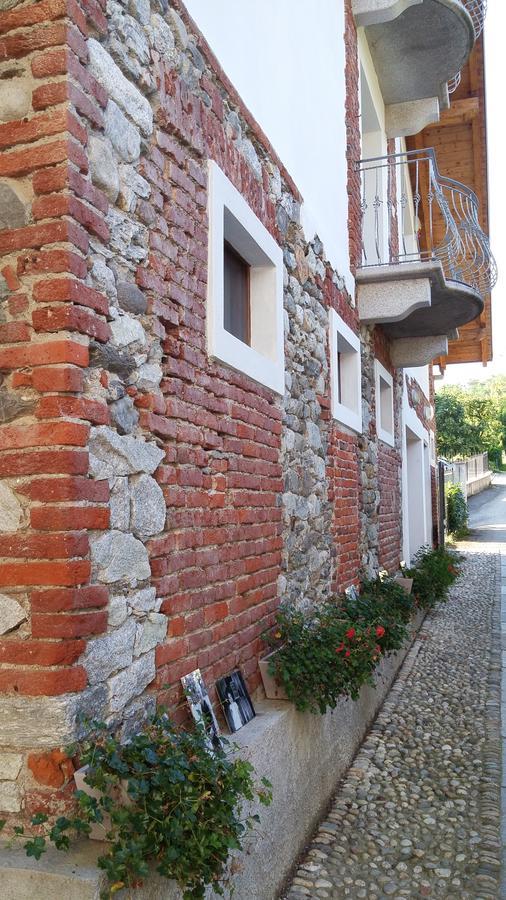 Relais Profumo Di Vino Bed & Breakfast Боргоманеро Екстериор снимка