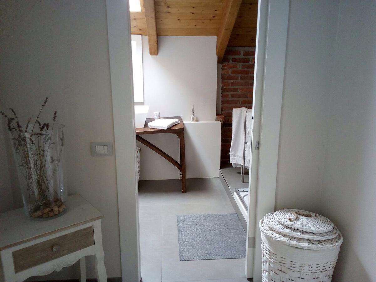 Relais Profumo Di Vino Bed & Breakfast Боргоманеро Екстериор снимка
